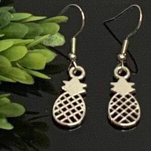 Pineapple Earring, Fruit Earring, Gift Idea, Funny Food Earring, Silly Earring